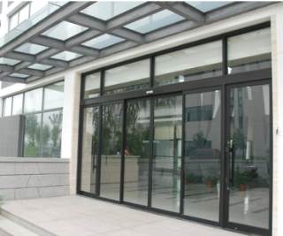 購(gòu)買自動(dòng)門時(shí)應(yīng)考慮哪些因素